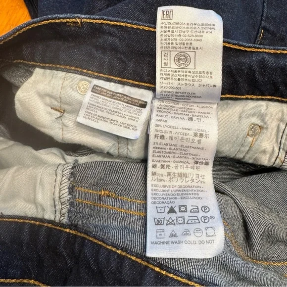 Levi's Mens 511 Jeans - 045114534 - Dark Wash Blue - frayed bottoms 36 x 30 - Picture 4 of 16